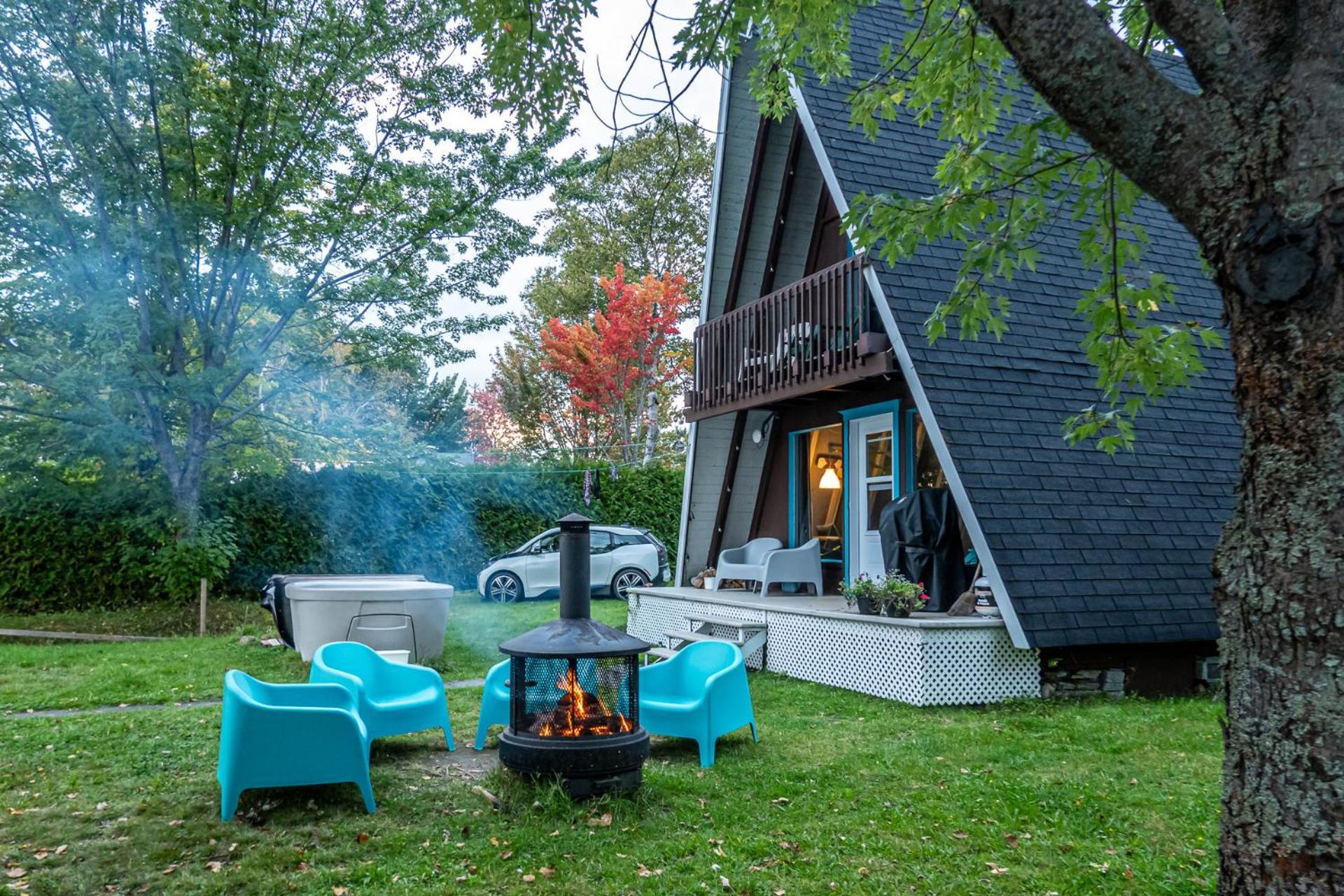 Chalet Du Boathouse, Beaux Souvenirs Au Lac Villa Saint Sebastien Exterior photo